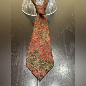 Coach 100% Italian silk men’s tie. Brick red, navy, gold, olive paisley.